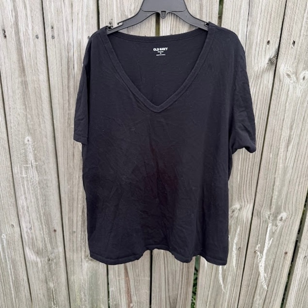 Minimalist Basic Essential Old Navy V-Neck Tee XL Black Short Sleeve Everyday